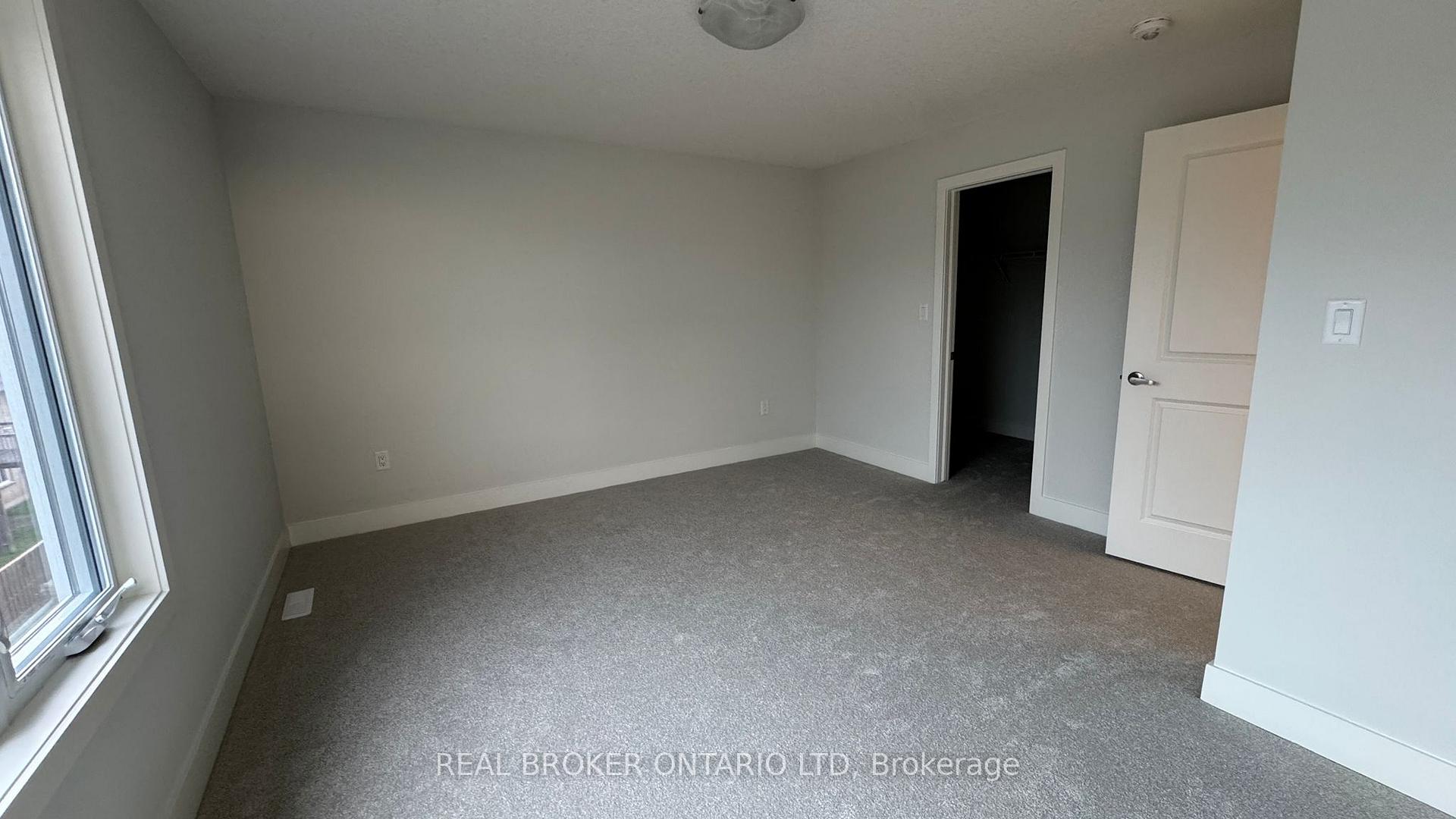 Photo 6 of Unit 44, 925 Deveron Crescent, London, South J — HOMEH