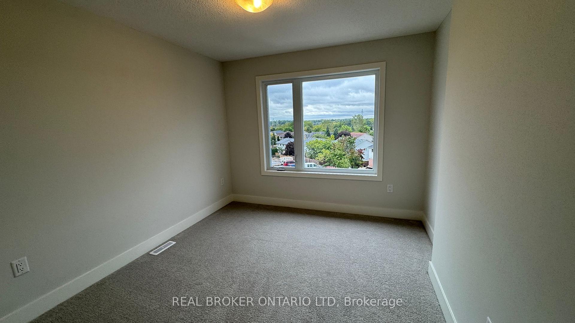 Photo 7 of Unit 44, 925 Deveron Crescent, London, South J — HOMEH