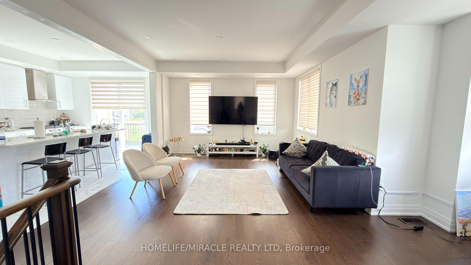 Photo 6 of 21 Nautical Way, Whitby, Port Whitby — HOMEH