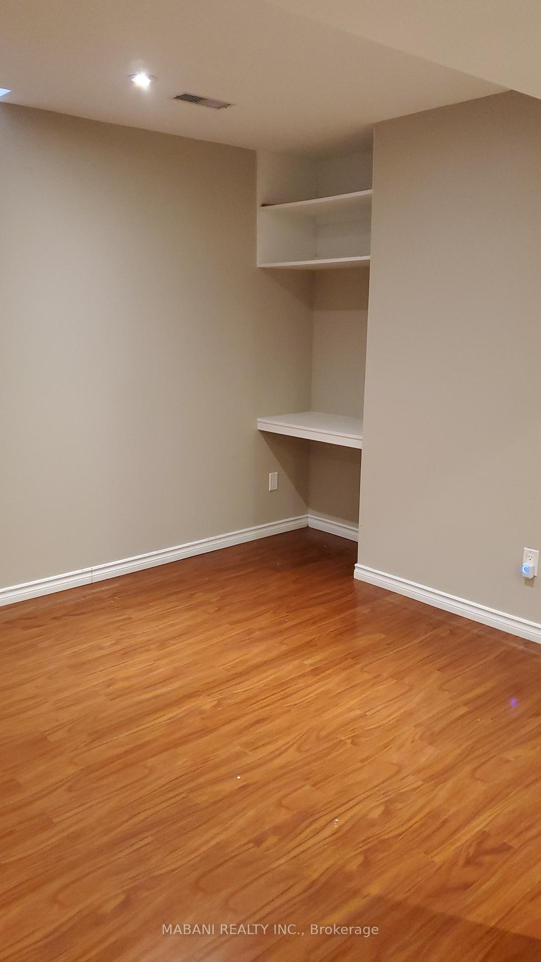 Photo 4 of Unit - Bsmt, 7270 Terragar Boulevard, Mississauga, Lisgar — HOMEH