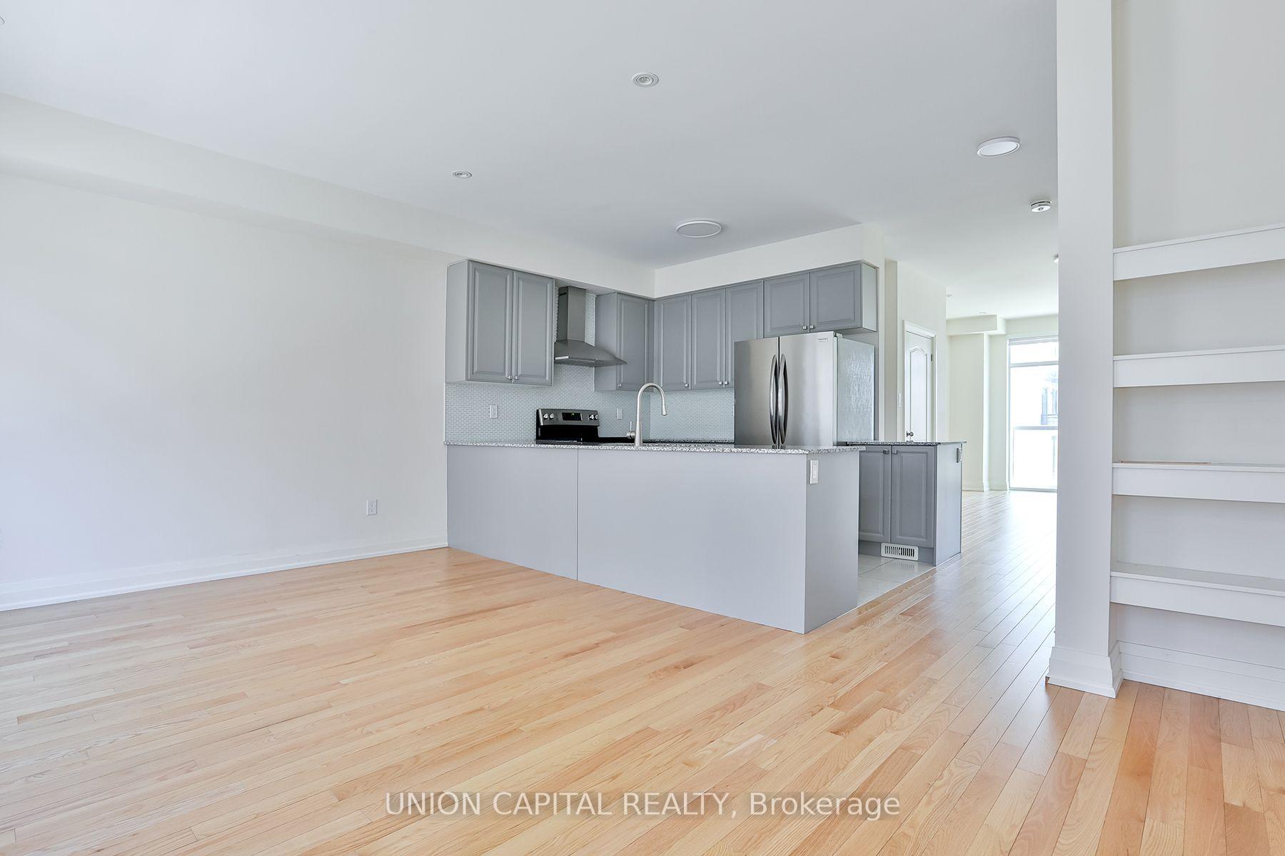 Photo 8 of 46 William Saville Street, Markham, Unionville — HOMEH