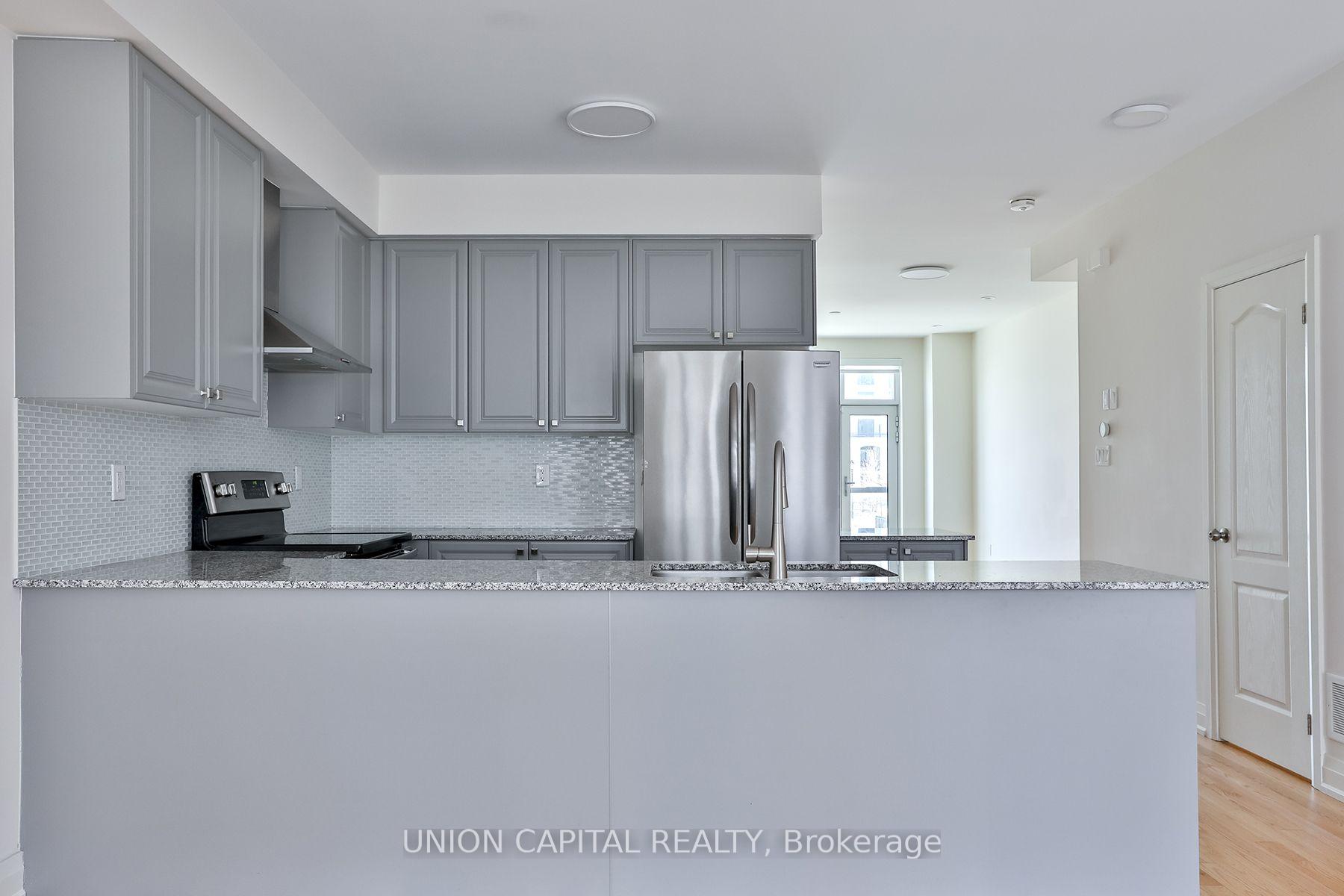 Photo 10 of 46 William Saville Street, Markham, Unionville — HOMEH