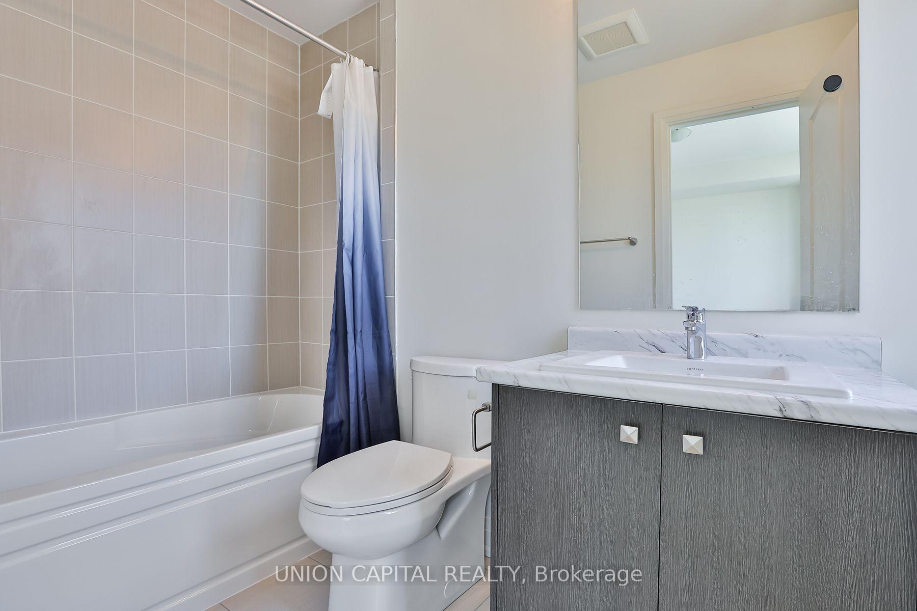 Photo 14 of 46 William Saville Street, Markham, Unionville — HOMEH