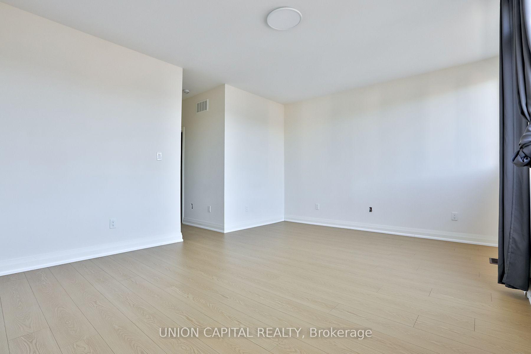 Photo 22 of 46 William Saville Street, Markham, Unionville — HOMEH
