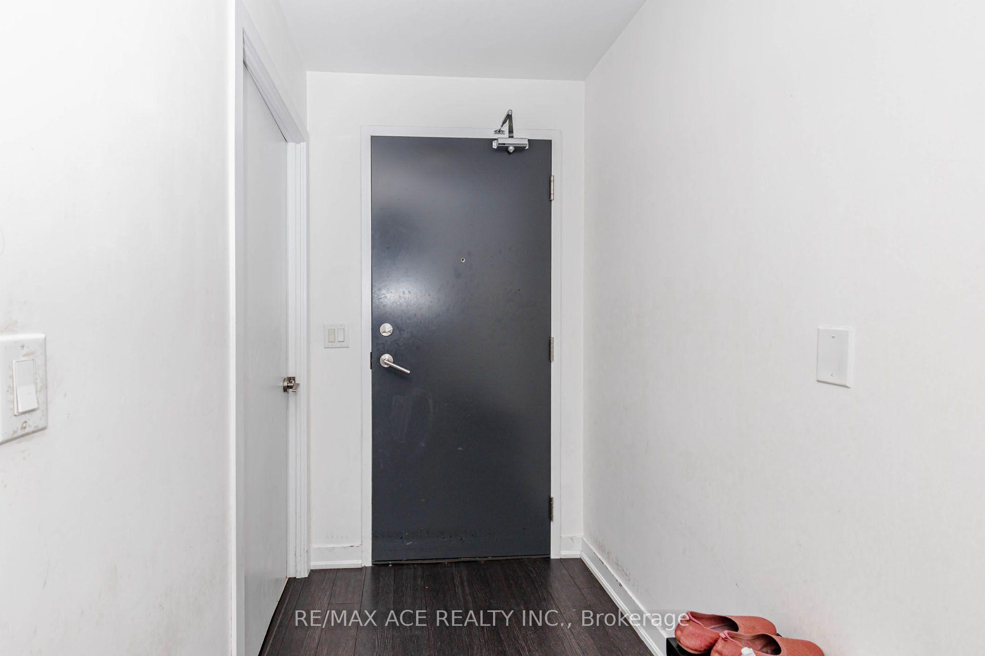 Photo 14 of Unit 1103, 85 Duke Street W, Kitchener, City Commercial Core — HOMEH