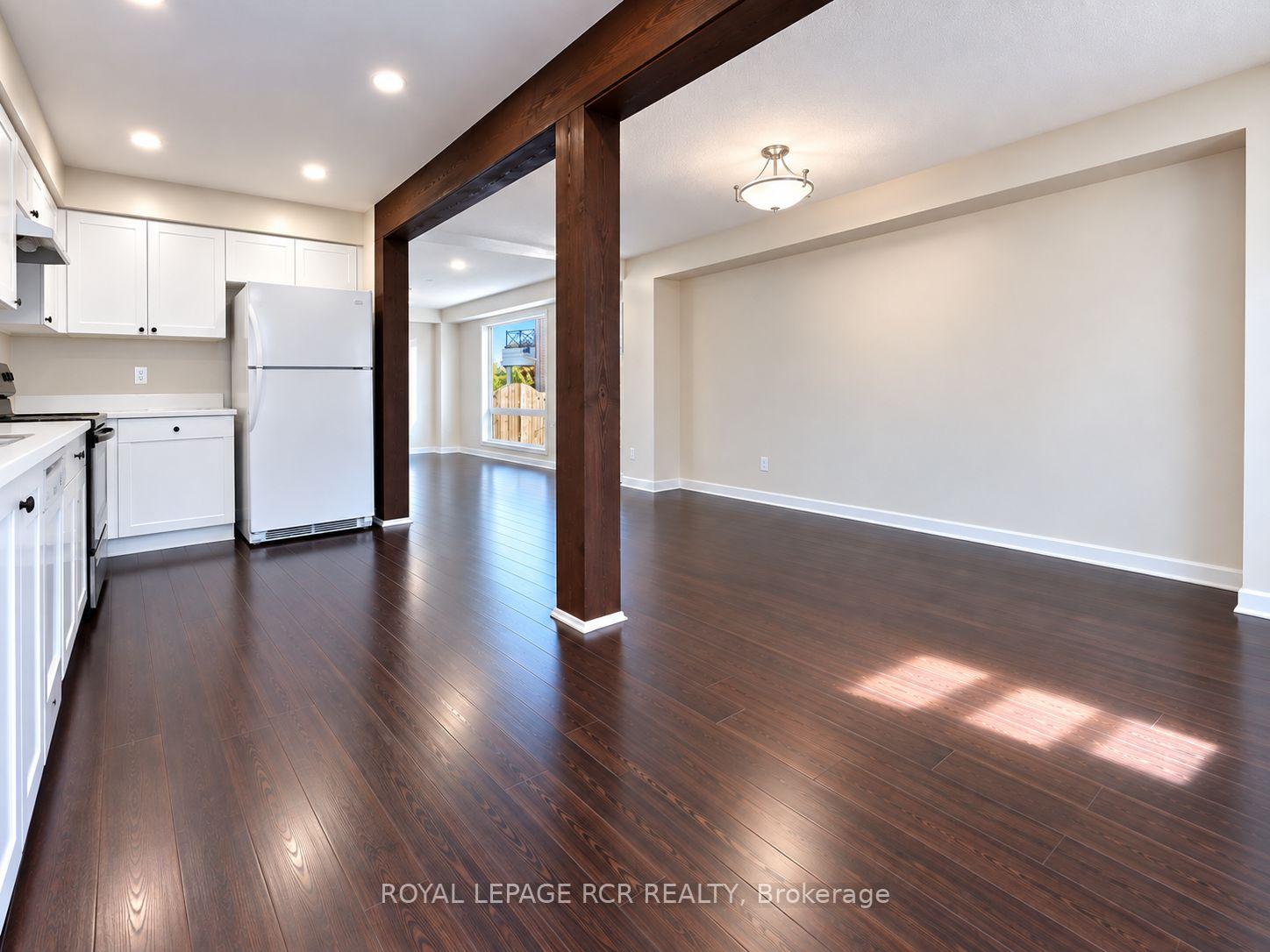 Photo 9 of 86 Tarquini Crescent, Caledon, Bolton West — HOMEH