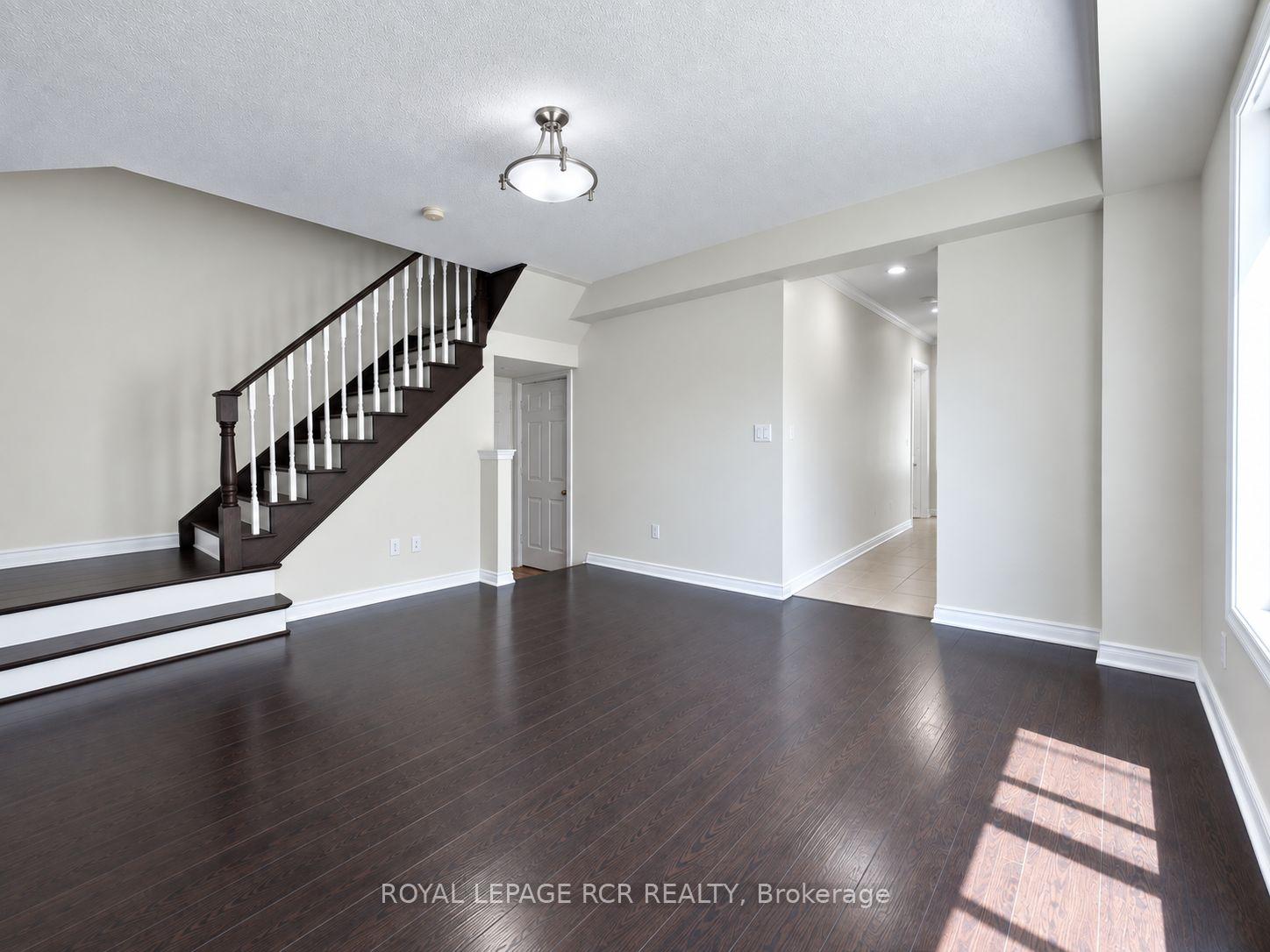 Photo 14 of 86 Tarquini Crescent, Caledon, Bolton West — HOMEH
