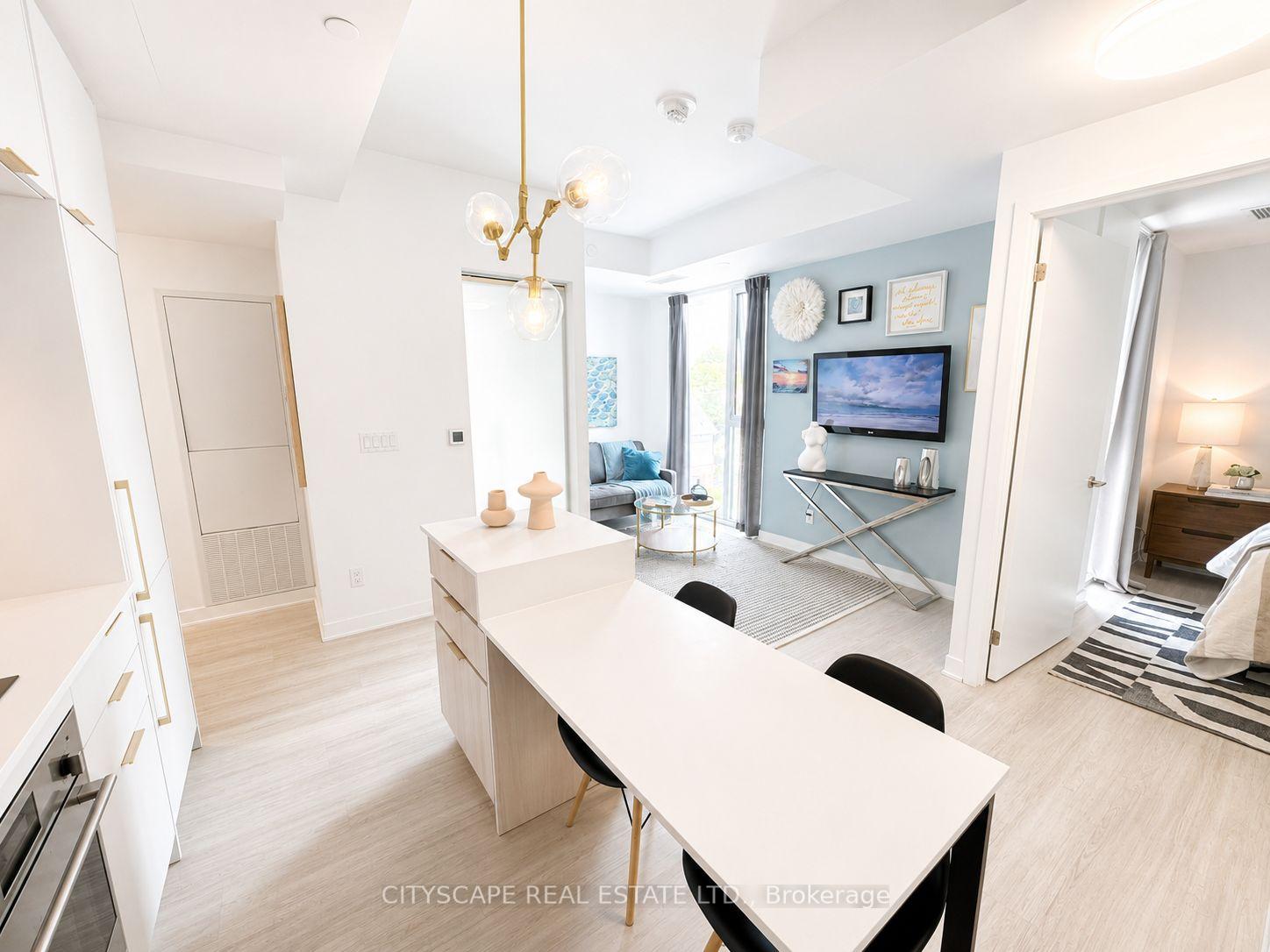 Photo 2 of Unit 506, 185 Alberta Avenue, Toronto, Oakwood Village — HOMEH