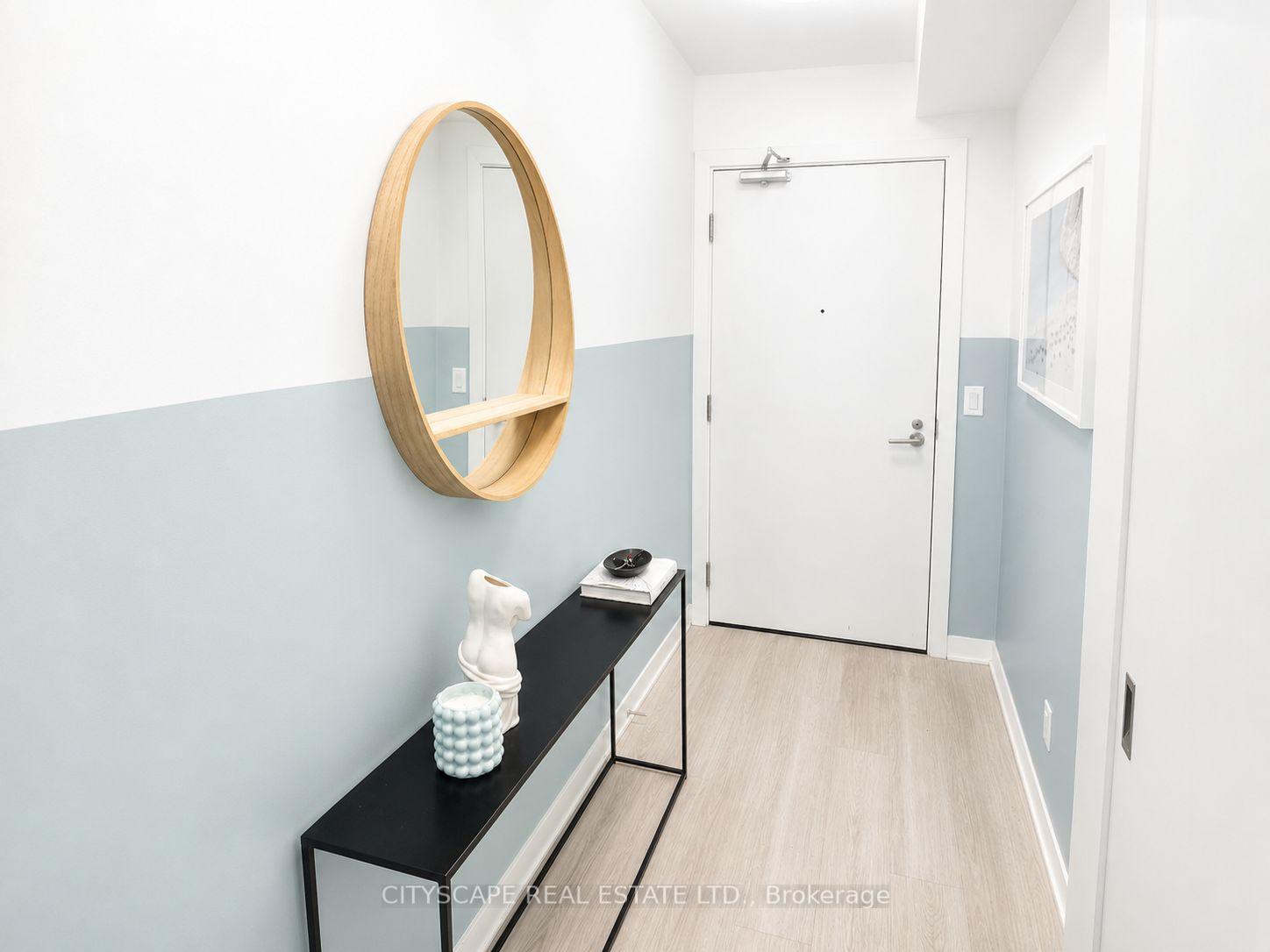 Photo 4 of Unit 506, 185 Alberta Avenue, Toronto, Oakwood Village — HOMEH