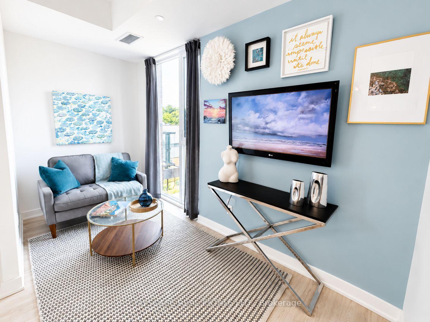 Photo 7 of Unit 506, 185 Alberta Avenue, Toronto, Oakwood Village — HOMEH