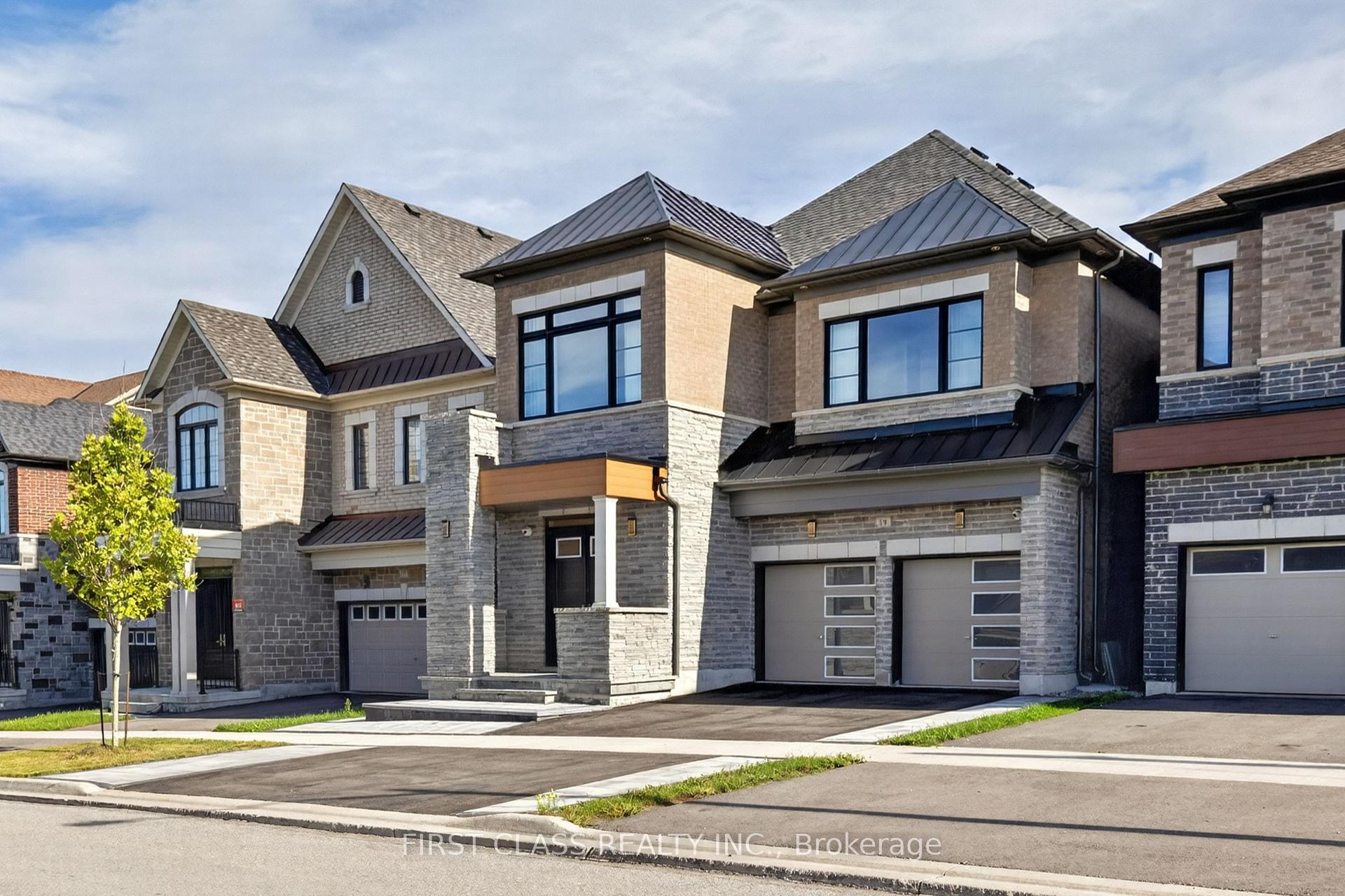 Photo 3 of 19 William Logan Drive, Richmond Hill, Rural Richmond Hill — HOMEH