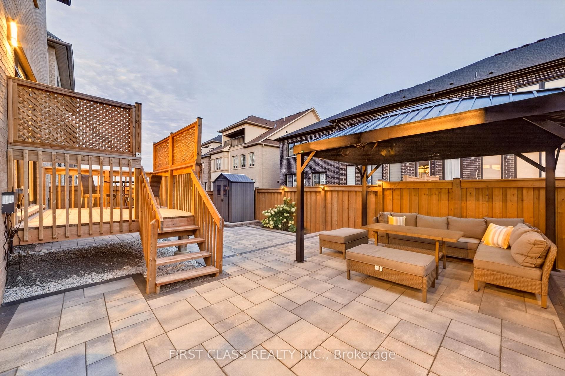 Photo 15 of 19 William Logan Drive, Richmond Hill, Rural Richmond Hill — HOMEH