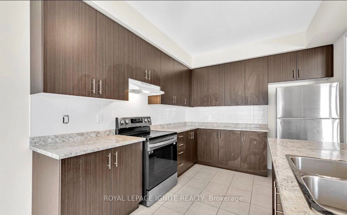 Photo 14 of 1151 Skyridge Boulevard, Pickering, Rural Pickering — HOMEH