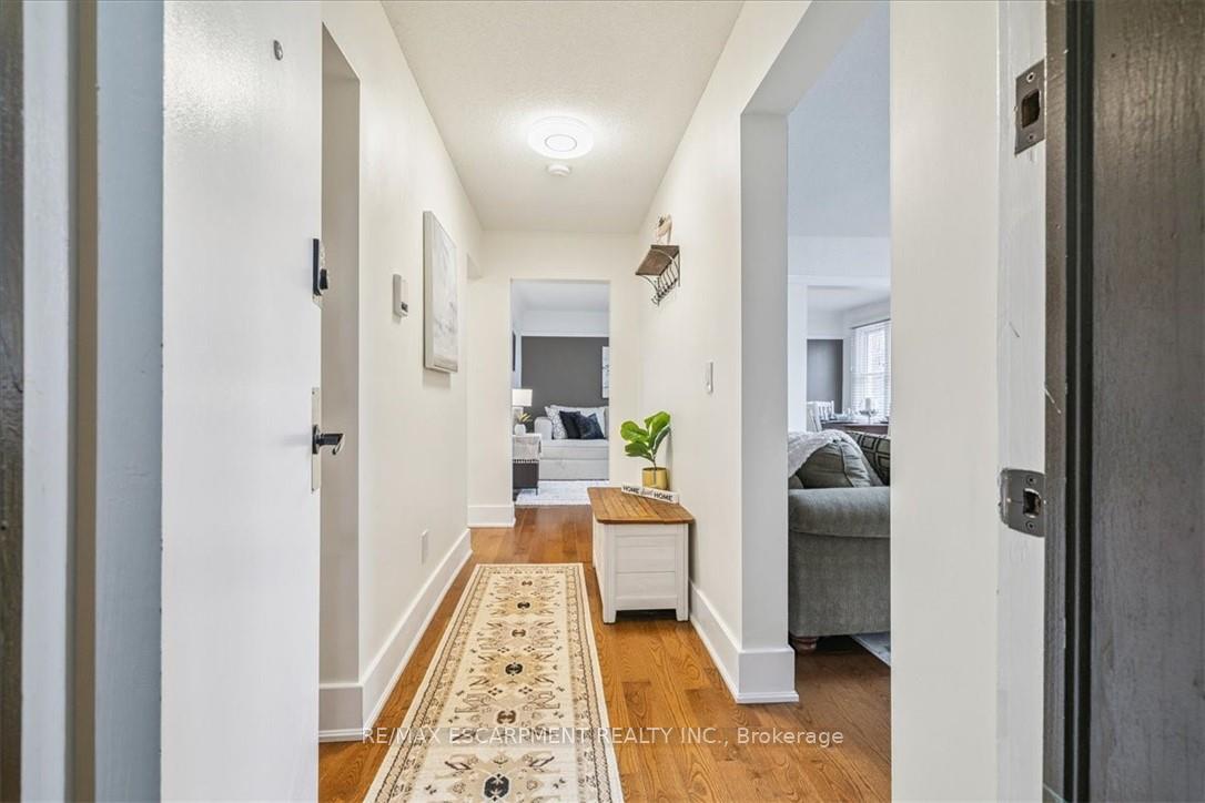 Photo 5 of Unit 6, 21 Mountwood Avenue, Hamilton, Corktown — HOMEH