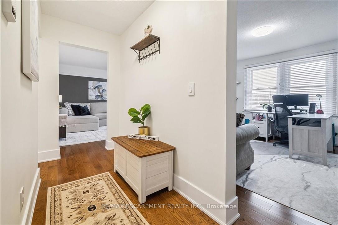 Photo 6 of Unit 6, 21 Mountwood Avenue, Hamilton, Corktown — HOMEH