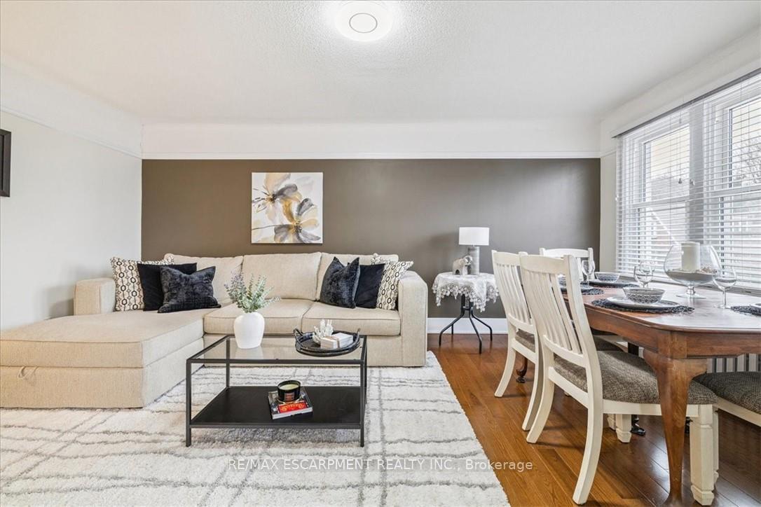 Photo 10 of Unit 6, 21 Mountwood Avenue, Hamilton, Corktown — HOMEH
