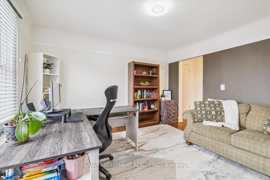 Photo 16 of Unit 6, 21 Mountwood Avenue, Hamilton, Corktown — HOMEH