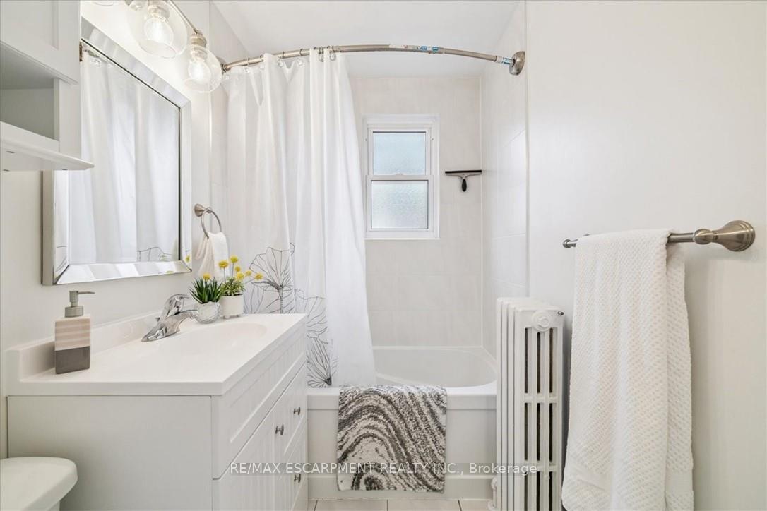 Photo 22 of Unit 6, 21 Mountwood Avenue, Hamilton, Corktown — HOMEH