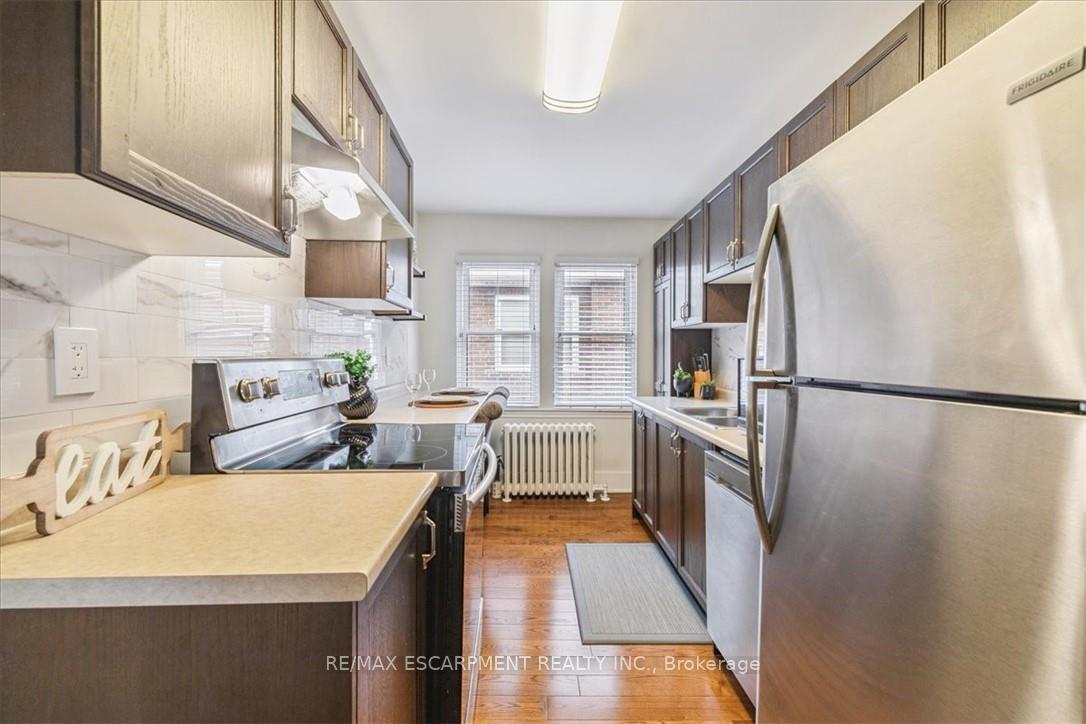 Photo 27 of Unit 6, 21 Mountwood Avenue, Hamilton, Corktown — HOMEH