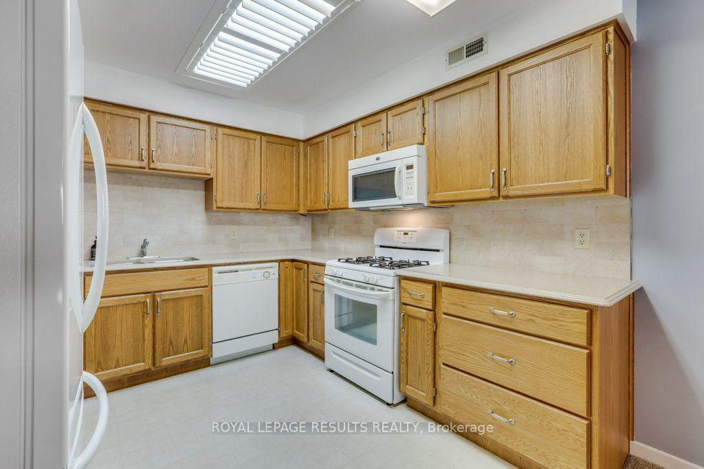 Photo 14 of 71 Edwin Crescent, Tillsonburg — HOMEH