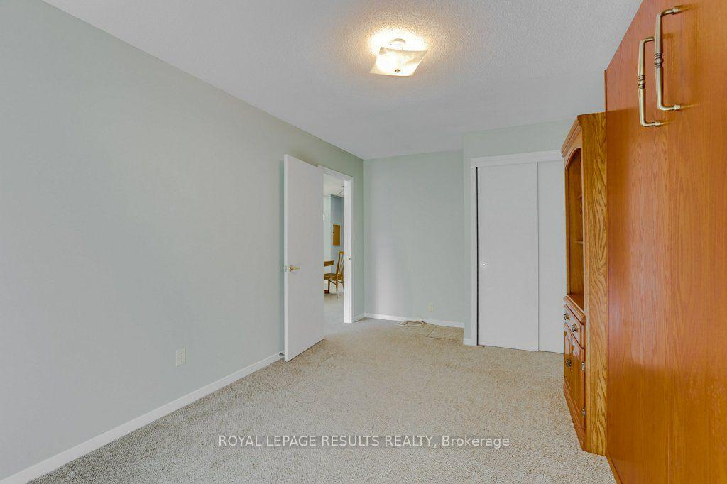 Photo 33 of 71 Edwin Crescent, Tillsonburg — HOMEH