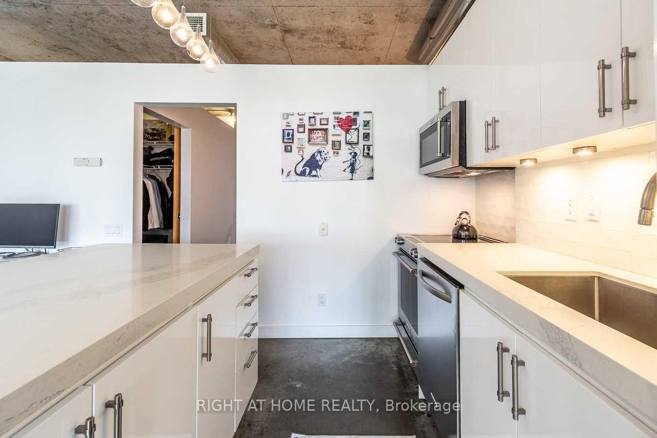 Photo 6 of Unit 308, 29 Camden Street, Toronto, Waterfront Communities — HOMEH