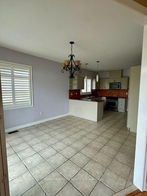 Photo 8 of 323 Alexander Crescent, Milton, Dempsey — HOMEH