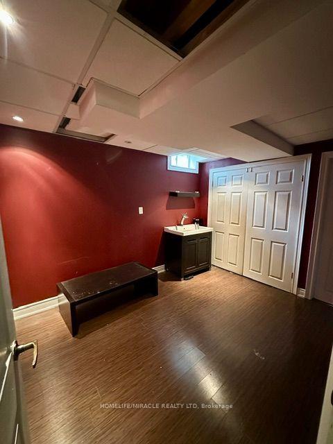 Photo 28 of 323 Alexander Crescent, Milton, Dempsey — HOMEH