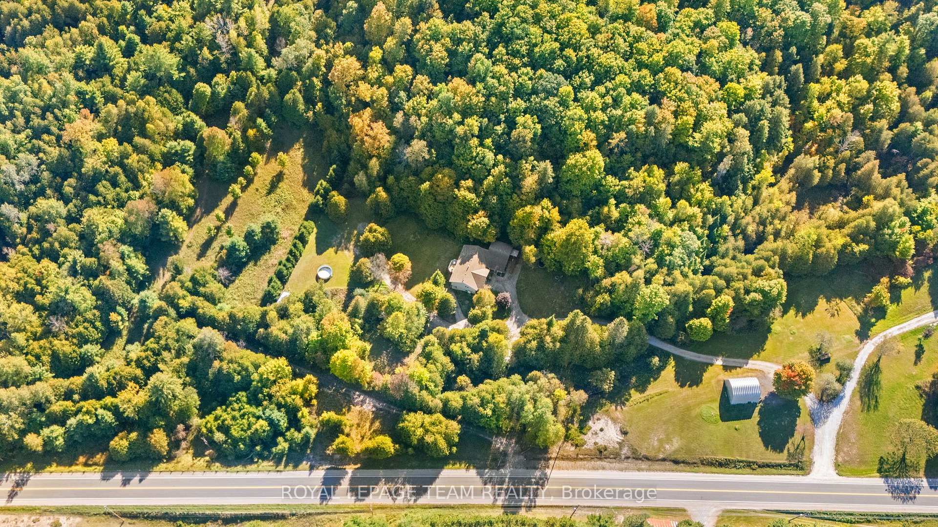 Photo 3 of 5195 Mcdonald's Corners Road, Lanark Highlands, Lanark Highlands (Dalhousie) Twp — HOMEH