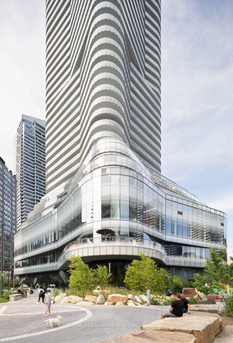 Front of Unit 4203, 11 Wellesley Street West