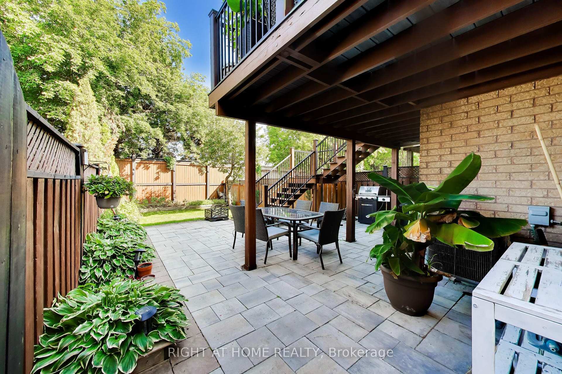 Photo 3 of 237 Terra Road, Vaughan, East Woodbridge — HOMEH