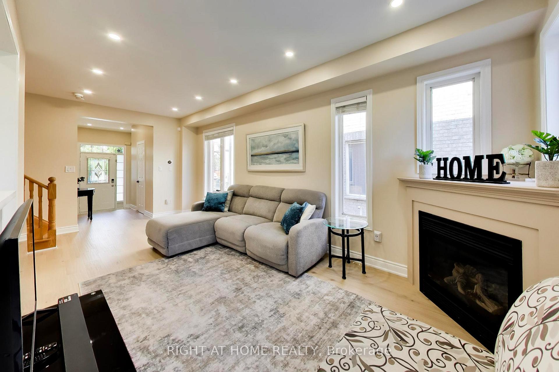 Photo 5 of 237 Terra Road, Vaughan, East Woodbridge — HOMEH
