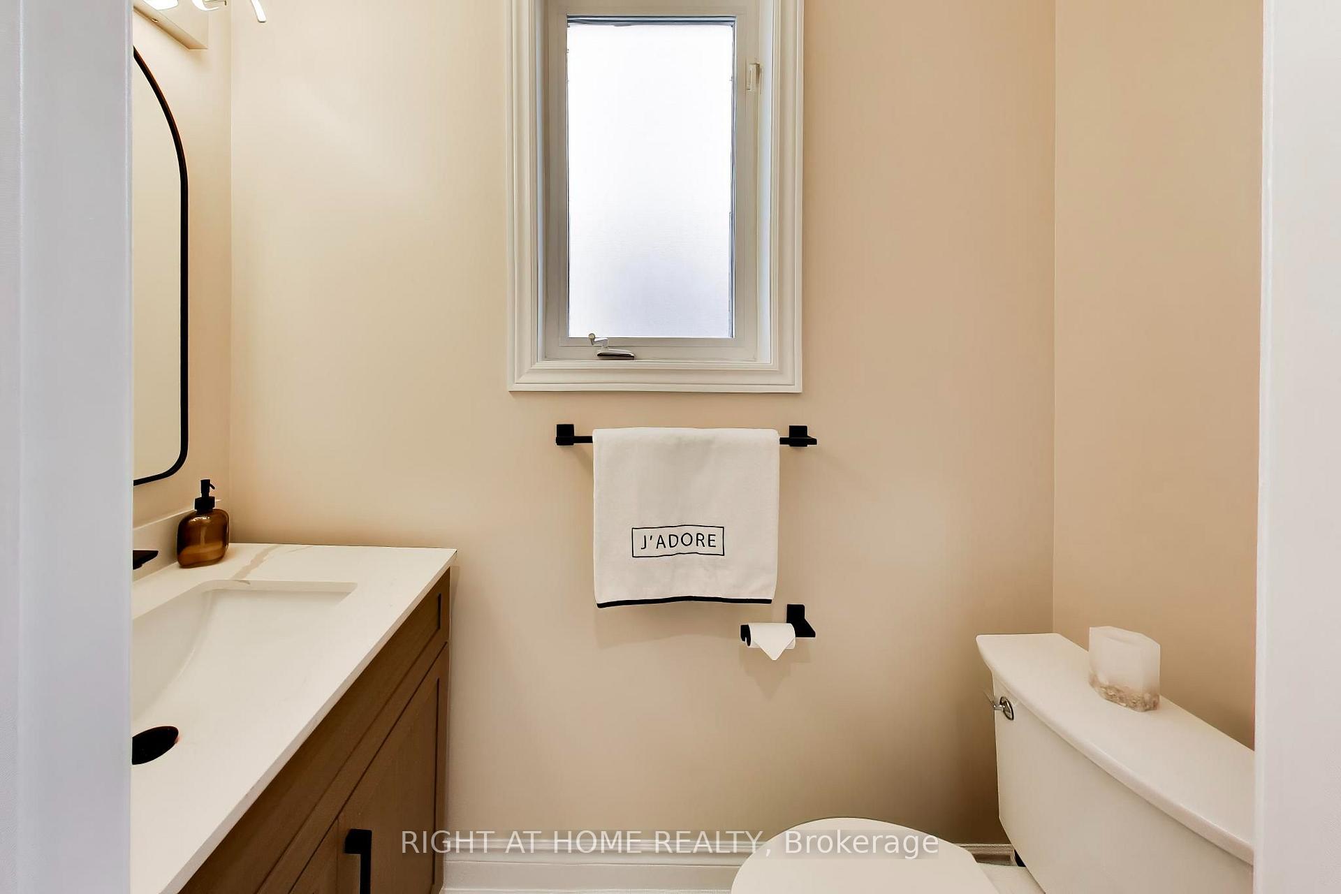 Photo 7 of 237 Terra Road, Vaughan, East Woodbridge — HOMEH