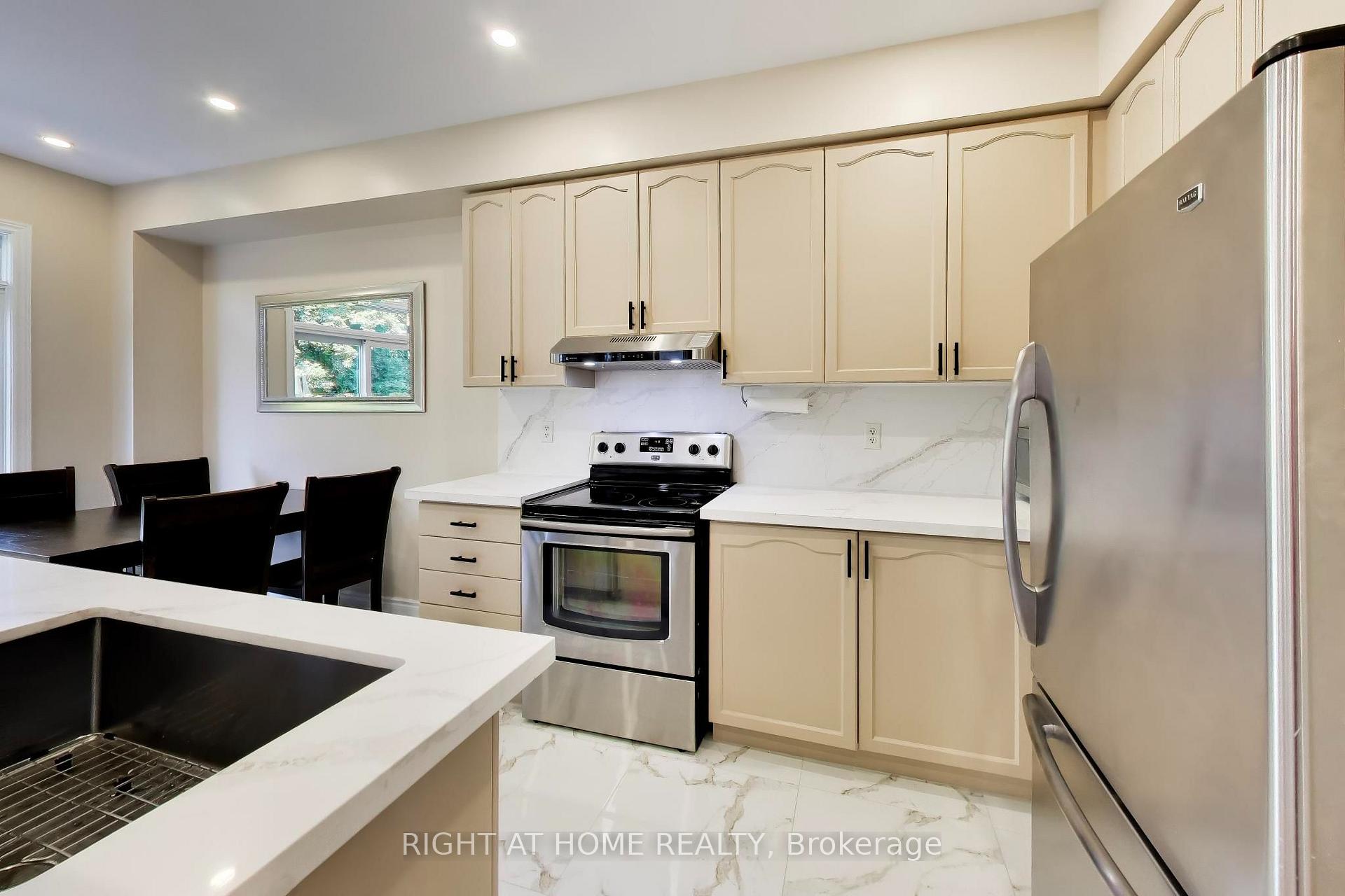 Photo 9 of 237 Terra Road, Vaughan, East Woodbridge — HOMEH