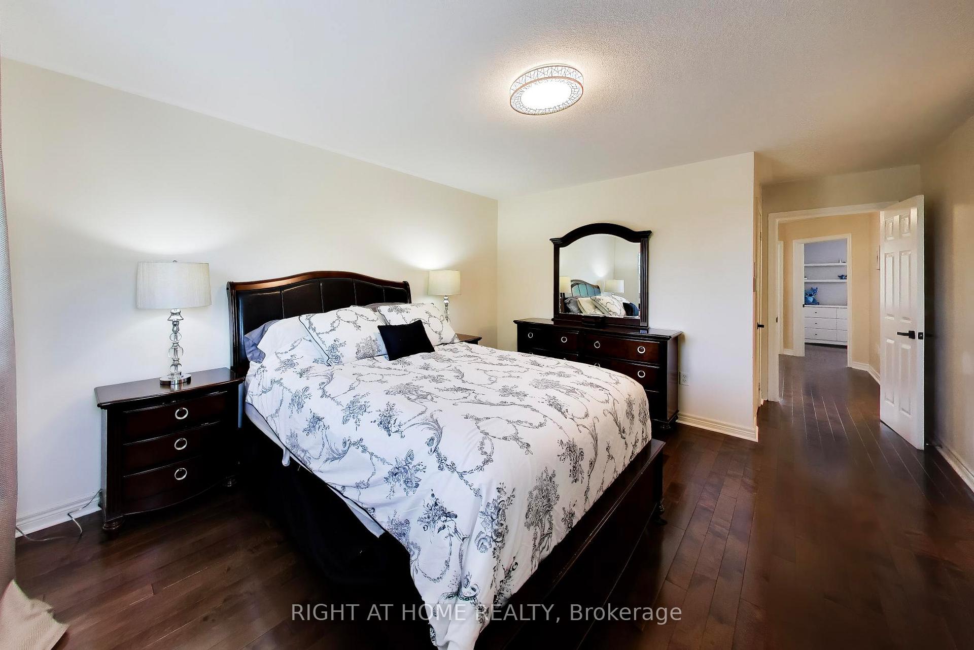 Photo 13 of 237 Terra Road, Vaughan, East Woodbridge — HOMEH