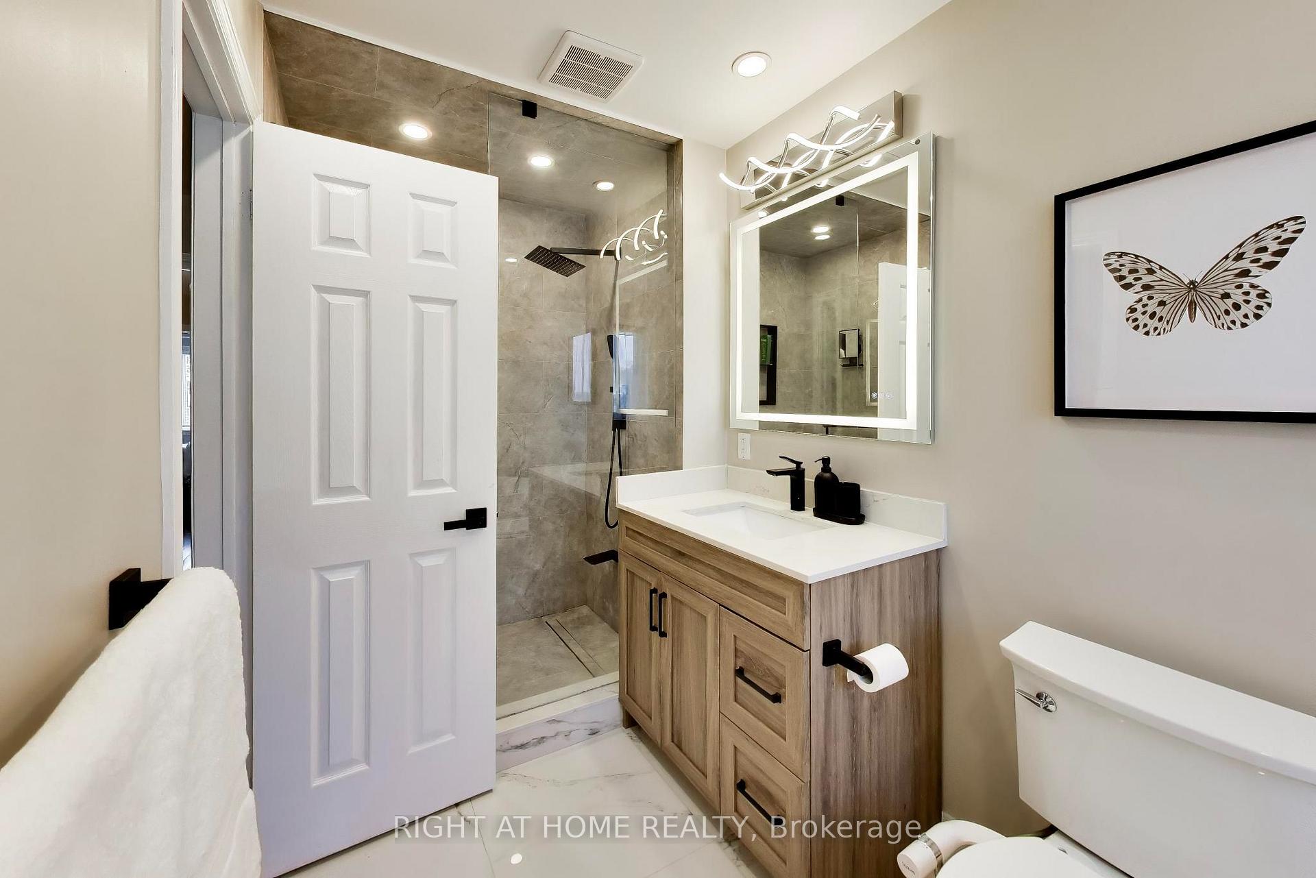 Photo 15 of 237 Terra Road, Vaughan, East Woodbridge — HOMEH