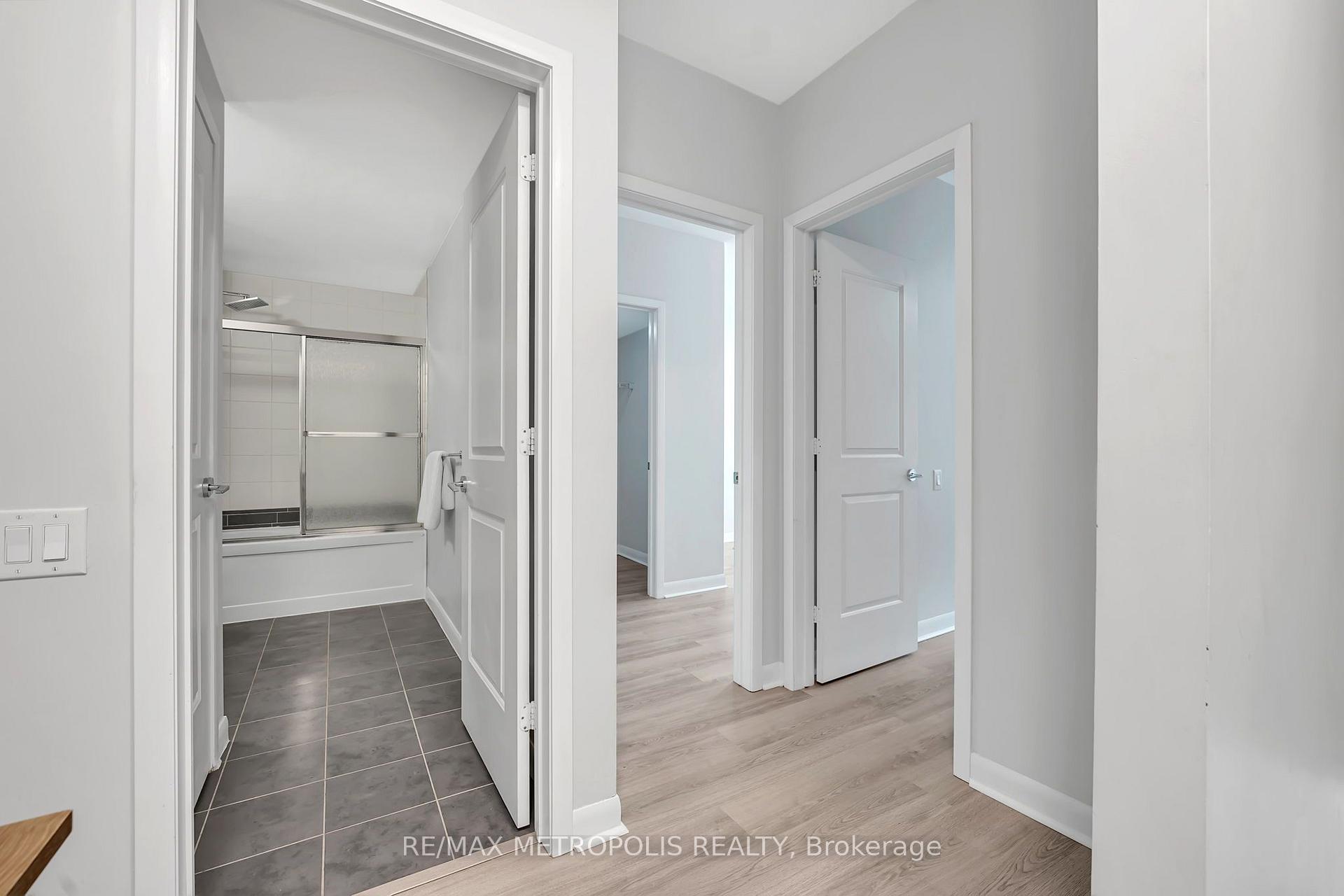 Photo 26 of 180 Borough Drive, Scarborough, Bendale — HOMEH