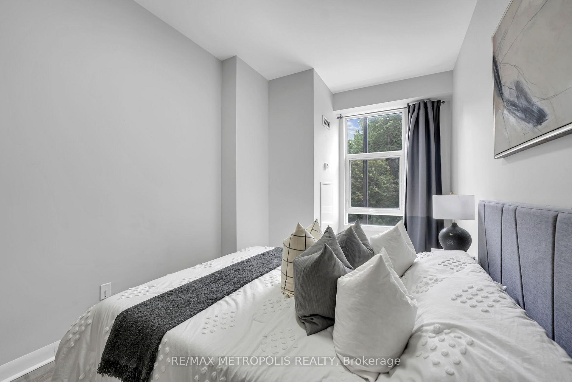 Photo 29 of 180 Borough Drive, Scarborough, Bendale — HOMEH