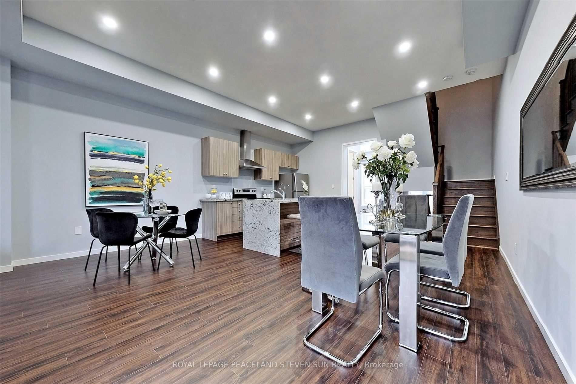 Photo 11 of 43 Wuhan Lane, Markham, Wismer — HOMEH