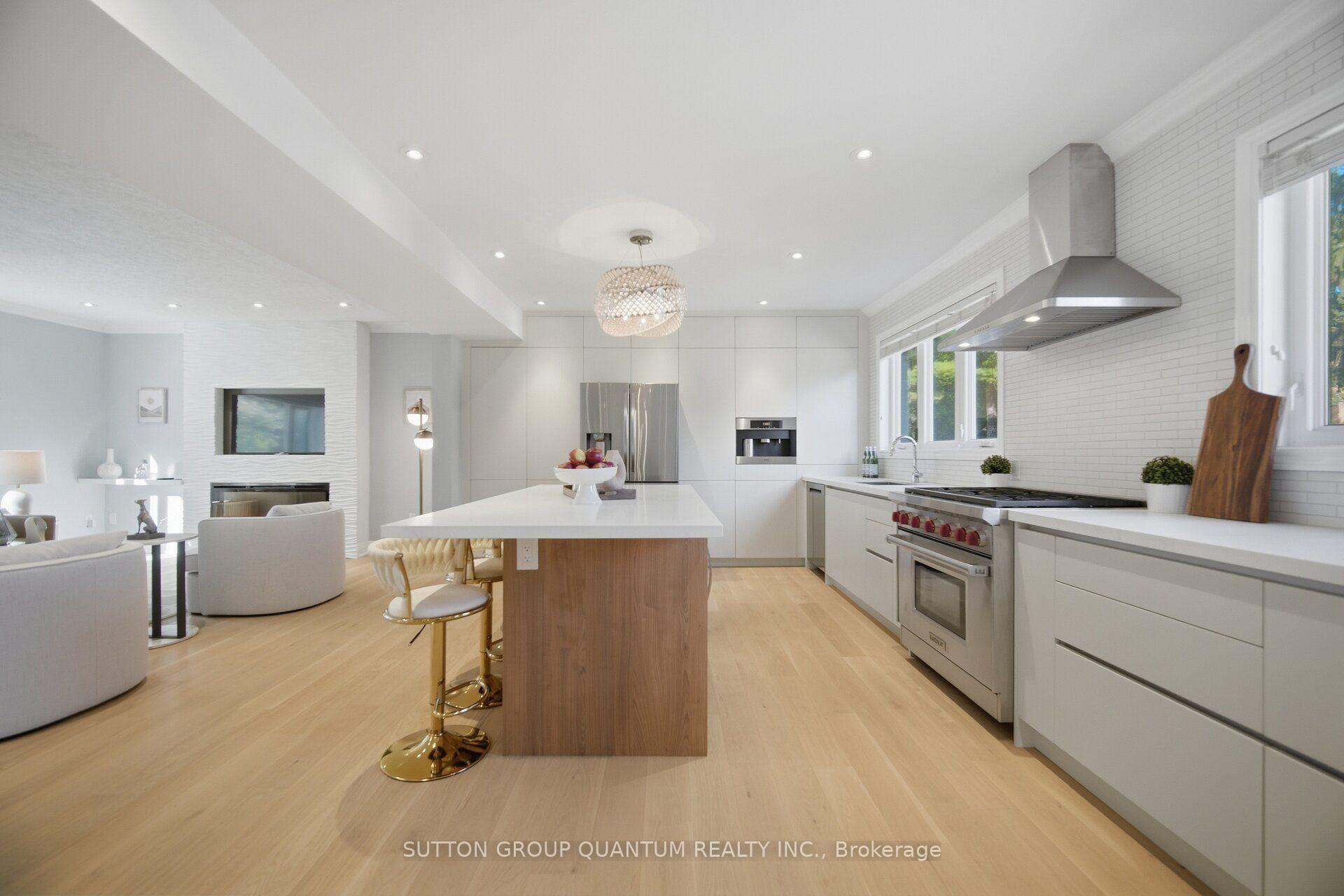Photo 11 of 468 Lynd Avenue, Mississauga, Mineola — HOMEH