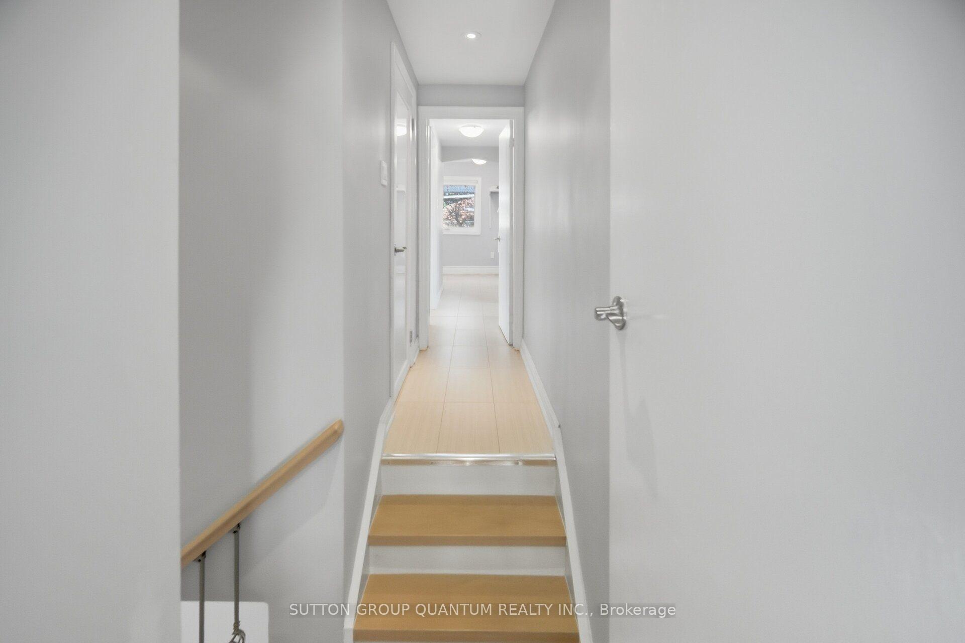 Photo 18 of 468 Lynd Avenue, Mississauga, Mineola — HOMEH