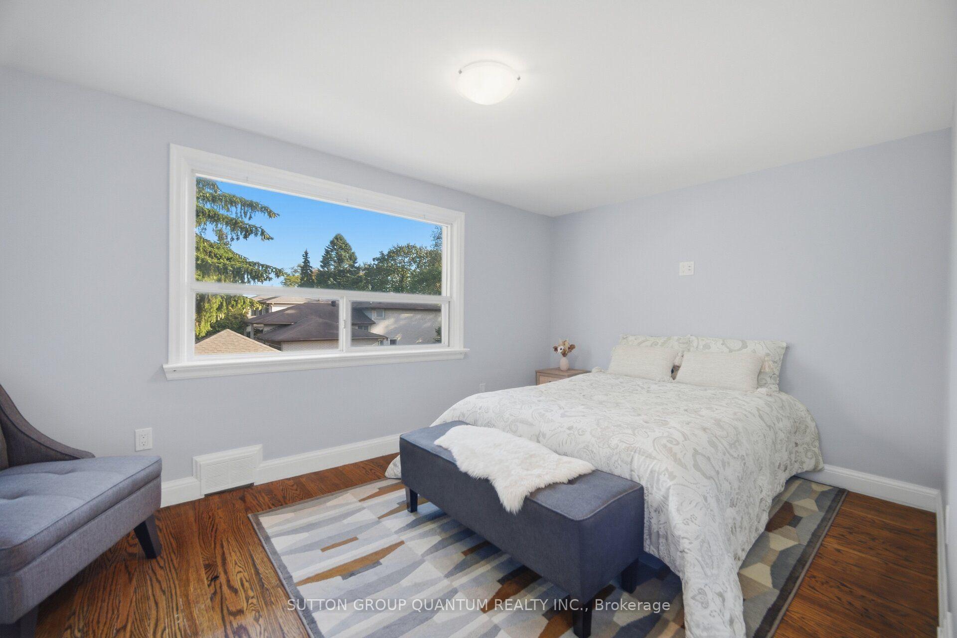 Photo 19 of 468 Lynd Avenue, Mississauga, Mineola — HOMEH