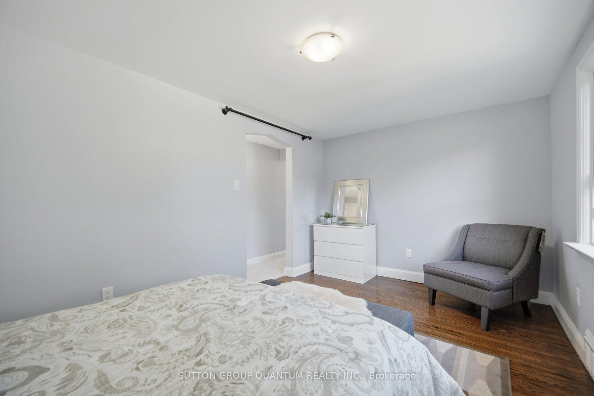 Photo 20 of 468 Lynd Avenue, Mississauga, Mineola — HOMEH