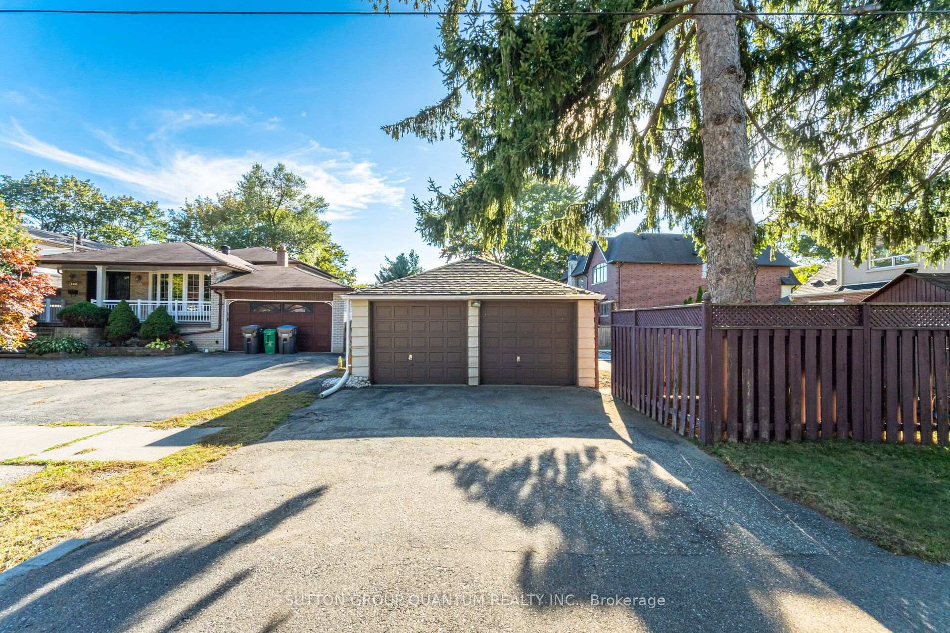 Photo 40 of 468 Lynd Avenue, Mississauga, Mineola — HOMEH