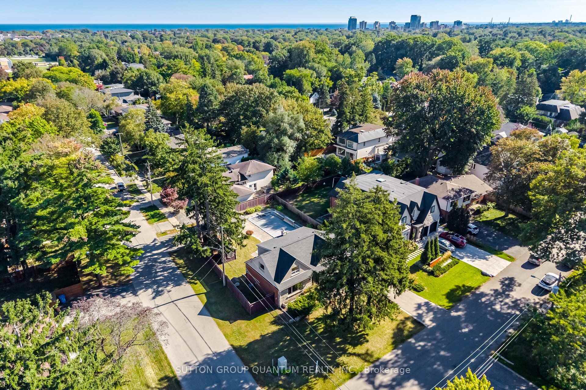 Photo 43 of 468 Lynd Avenue, Mississauga, Mineola — HOMEH