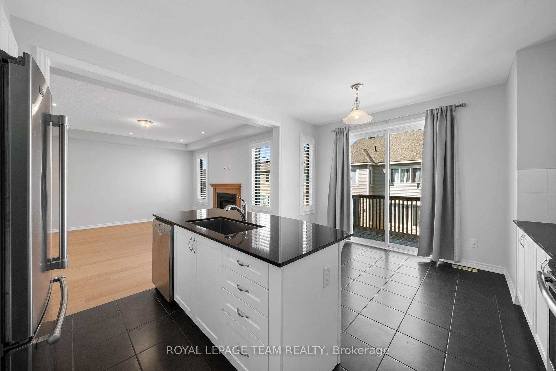 Photo 16 of 32 Escallonia Court, Ottawa, Stittsville (North) — HOMEH