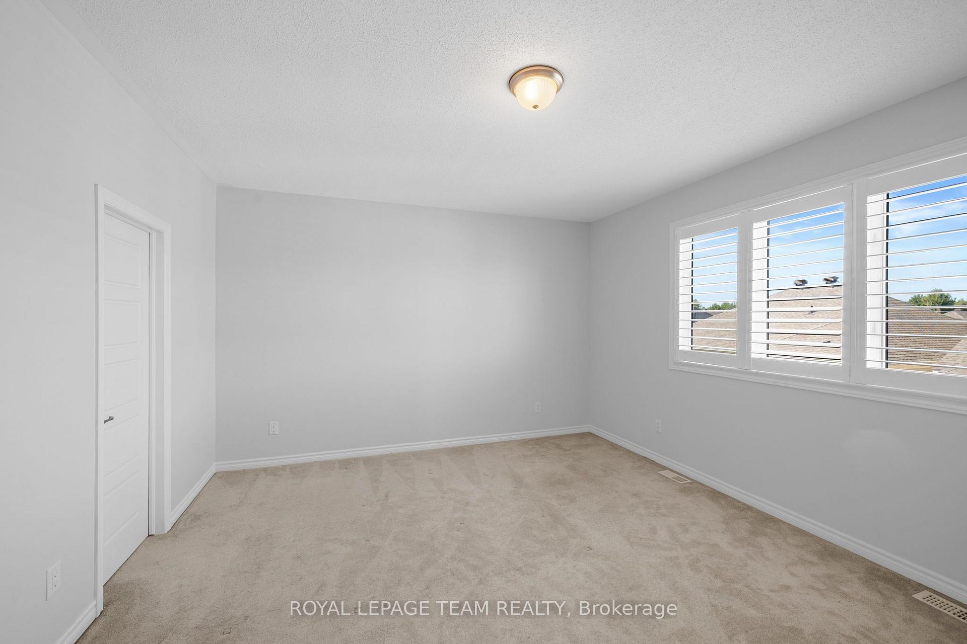 Photo 31 of 32 Escallonia Court, Ottawa, Stittsville (North) — HOMEH
