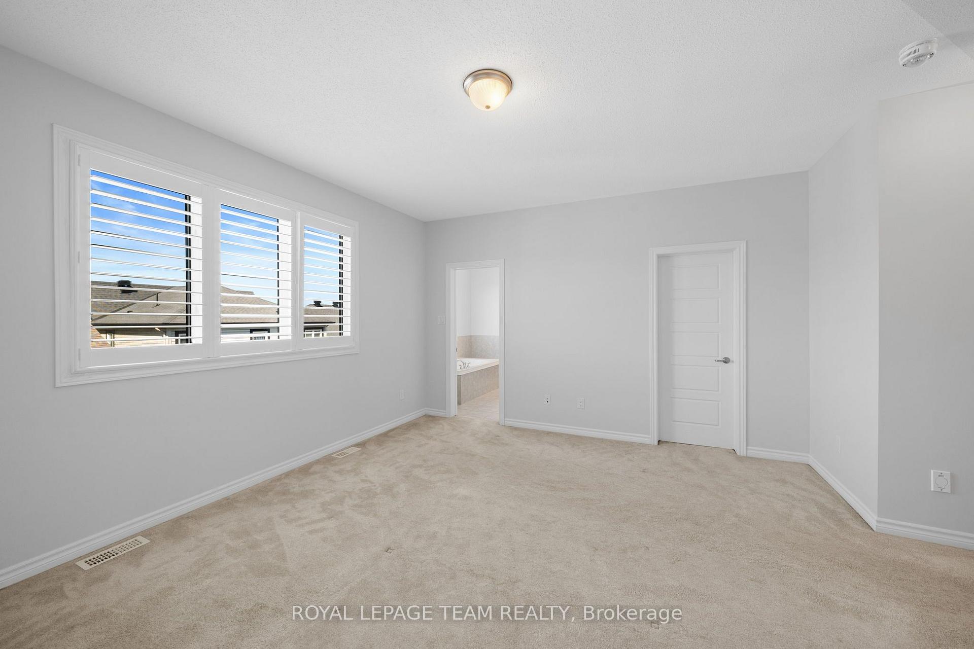 Photo 33 of 32 Escallonia Court, Ottawa, Stittsville (North) — HOMEH