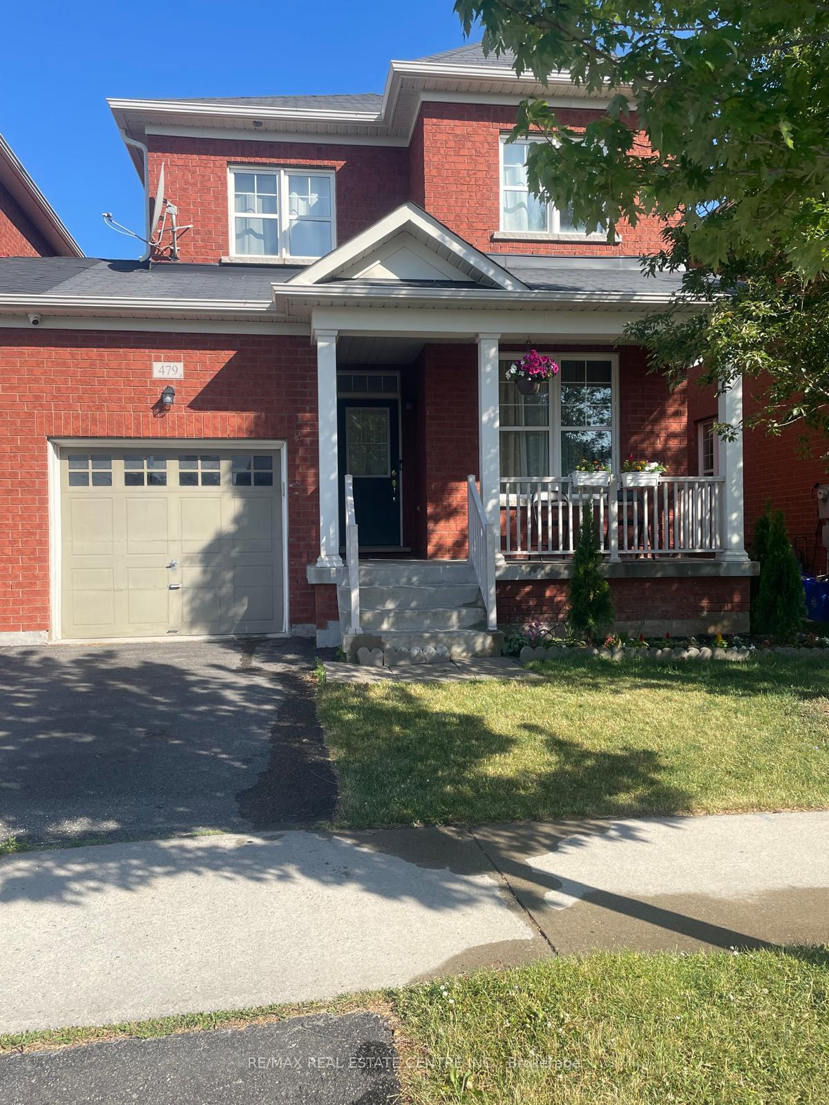 Front of 479 Vaughan Court