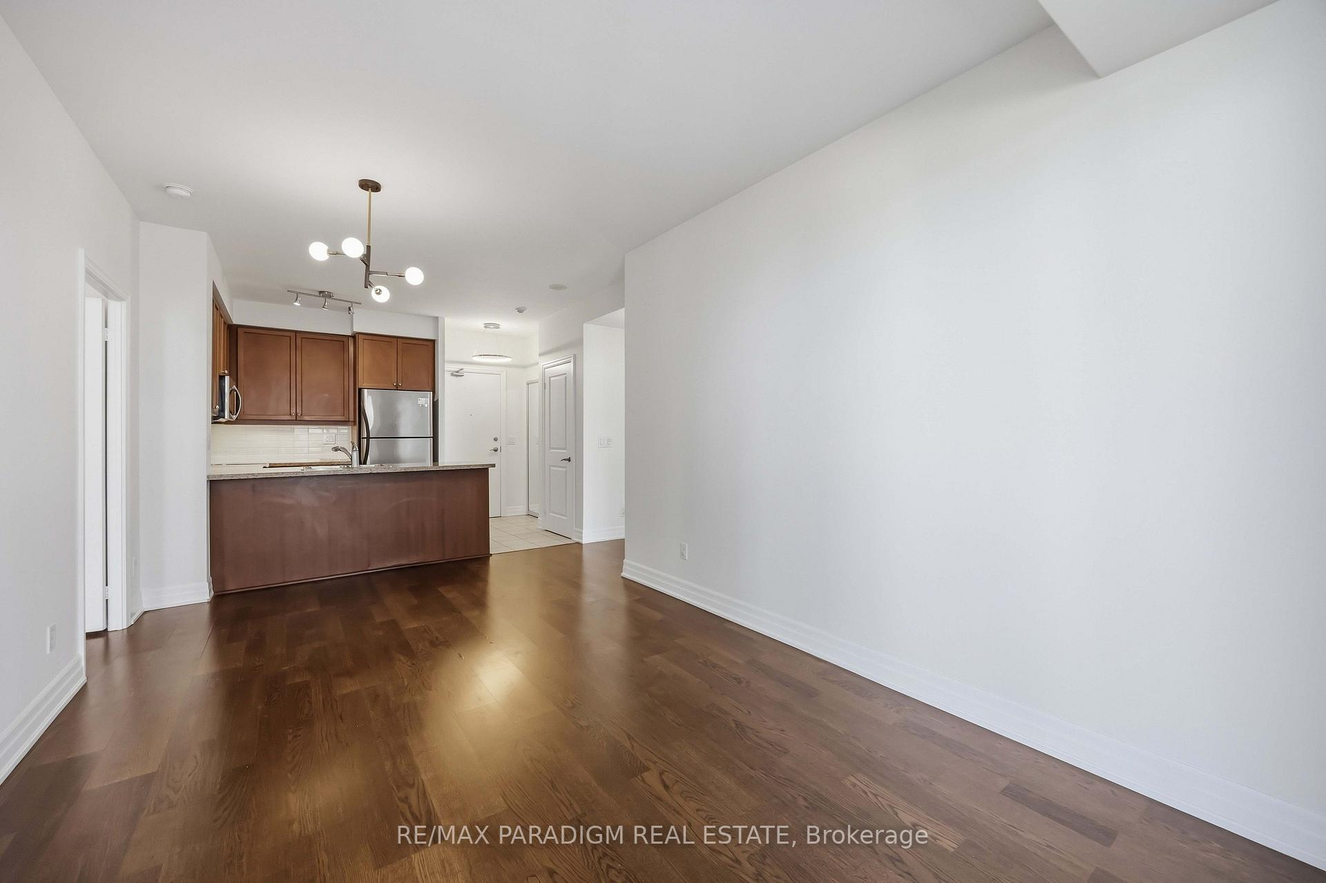 Photo 11 of Unit 802, 500 St Clair Avenue W, Toronto, Humewood-Cedarvale — HOMEH